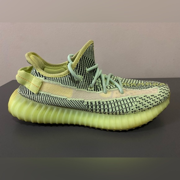 Men’s adidas Yeezy Boost 350 V2 Yeezreel Non-Reflective Kanye West Size 8.5 - Picture 11 of 14